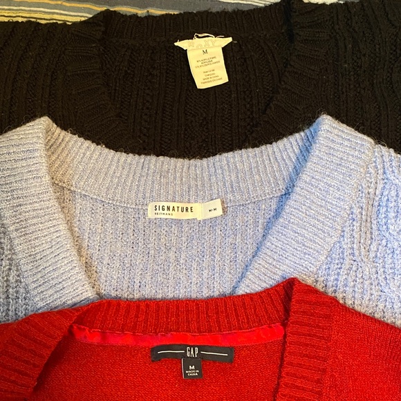 Red V-Neck Sweater - Picture 2 of 2